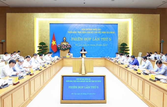 Thủ tướng Phạm Minh Chính chủ trì Phiên họp lần thứ 5 của Ban Chỉ đạo quốc gia triển khai thực hiện cam kết của Việt Nam tại COP26 - Ảnh: VGP/Nhật Bắc