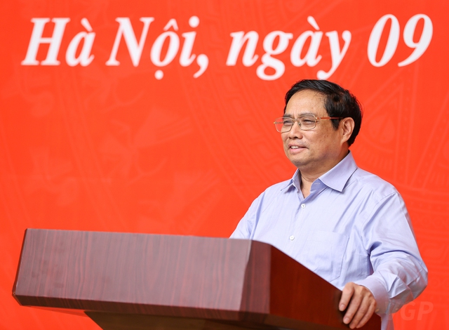 Thủ tướng phát biểu kết luận Hội nghị sơ kết 6 tháng năm 2022 thực hiện Đề án phát triển ứng dụng dữ liệu dân cư, định danh và xác thực điện tử phục vụ chuyển đổi số quốc gia giai đoạn 2022-2025, tầm nhìn đến năm 2030
