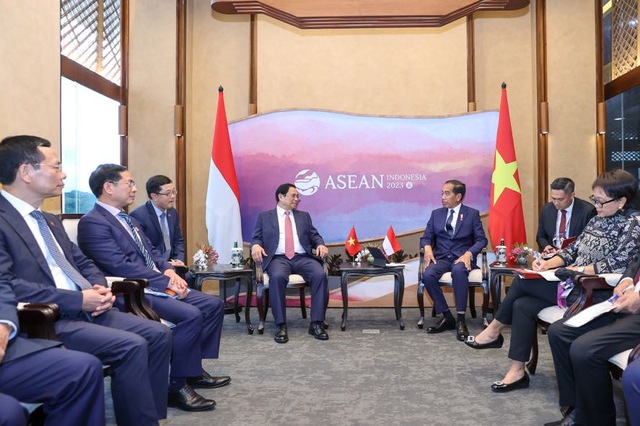 Hai nhà lãnh đạo đánh giá cao những bước phát triển mạnh mẽ trên tất cả các lĩnh vực thời gian qua - Ảnh: VGP/Nhật Bắc