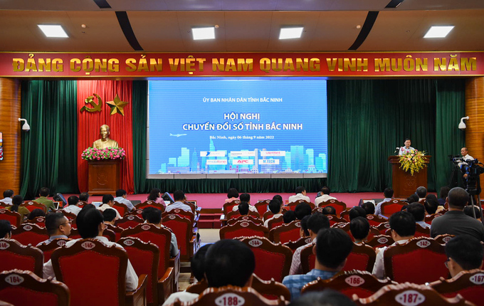Toàn cảnh hội nghị.