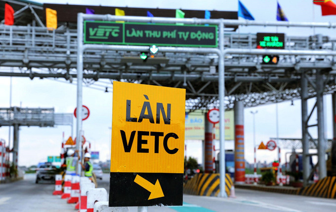 Cơ bản tình hình hệ thống thu phí điện tử không dừng tại các trạm thu phí vận hành ổn định.