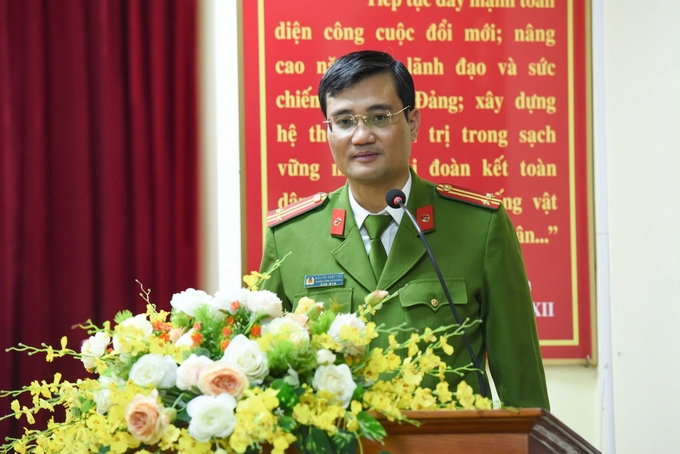 Thiếu tá Nguyễn Ngọc Tiến – Trưởng Công an Phường Tương Giang phát biểu tại buổi lễ.