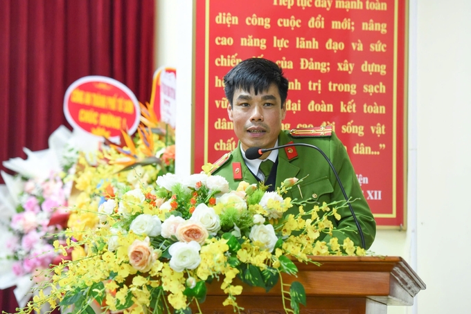 Thượng tá Nguyễn Xuân Huân – Phó trưởng Công an TP Từ Sơn, tỉnh Bắc Ninh phát biểu tại buổi lễ.