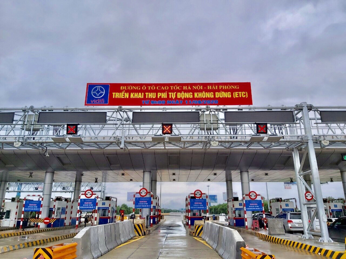 Đến 2025 cũng phấn đấu 100% ô tô sử dụng tài khoản thu phí điện tử