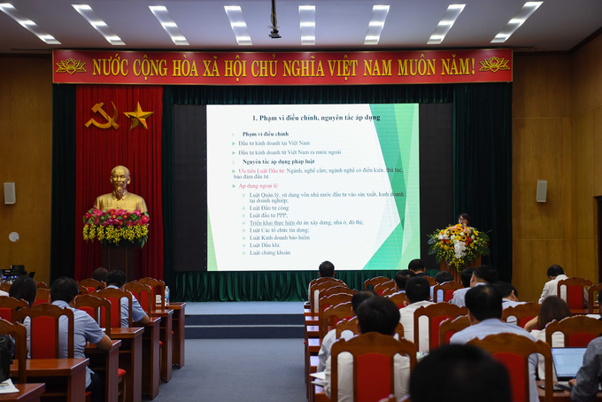 Toàn cảnh hội nghị.