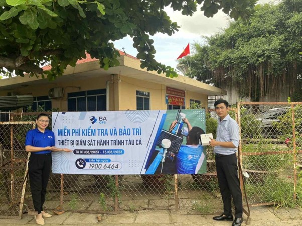 BA GPS cử nhân sự cắm chốt tại cảng và thực hiện kiểm tra thiết bị miễn phí cho khách hàng tại cảng Ba Tri, Bến Tre