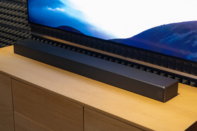Thiết kế Smart Soundbar 900 hiện đại của Bose với các tính năng và khả năng tương thích công nghệ cao