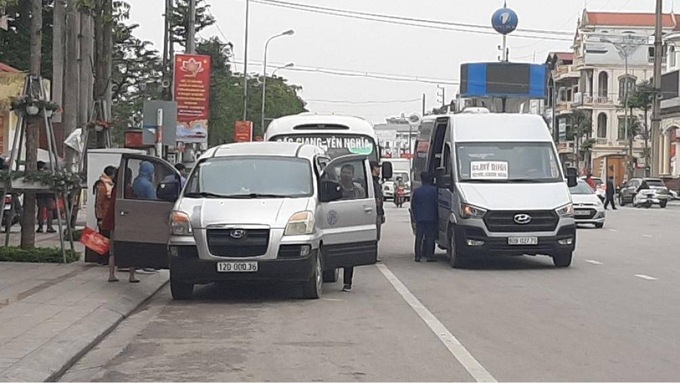 Một “ bến cóc” trên đường phố ở Bắc Giang