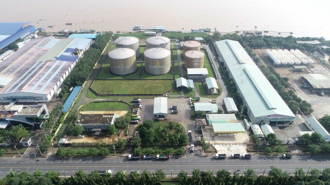 Năm 2022, Công ty CP Thương mại Đầu tư Dầu khí Nam Sông Hậu (NSH Petro, mã: PSH) đặt mục tiêu doanh thu thuần 14.476 tỷ đồng, lợi nhuận sau thuế 348 tỷ đồng, tăng lần lượt 151,5% và 8,9% so với thực hiện năm 2021. Trong khi, năm 2021 doanh nghiệp này lãi đậm