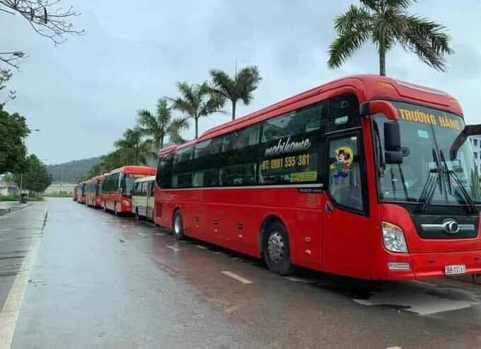 Công ty TNHH Dịch vụ vận tải Trường Hằng cảm thấy chán nản trước thực trạng xăng dầu tăng giá, phải bù lỗ cho mỗi chuyến xuất bến.