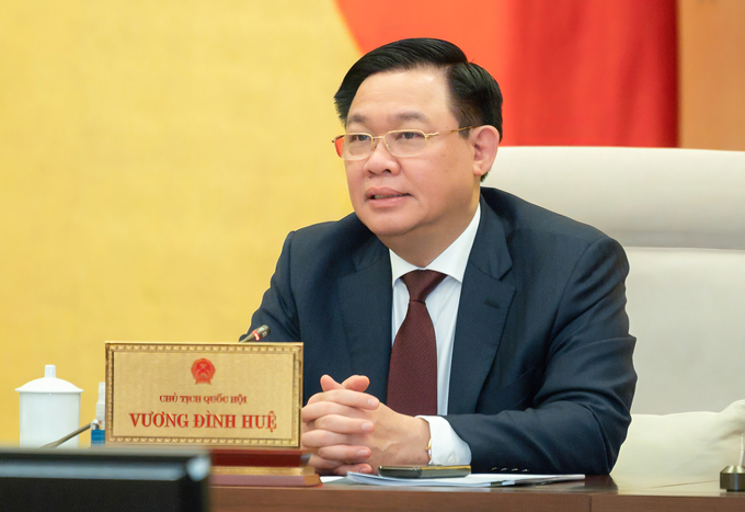 Chủ tịch Quốc hội Vương Đình Huệ phát biểu tại phiên họp