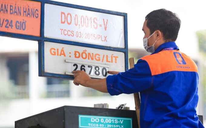 Bộ Tài chính công khai tình hình trích lập, sử dụng và lãi phát sinh trên số dư Quỹ BOG xăng dầu quý II/2023 nhằm tiếp tục thực hiện nguyên tắc công khai minh bạch trong điều hành giá xăng dầu