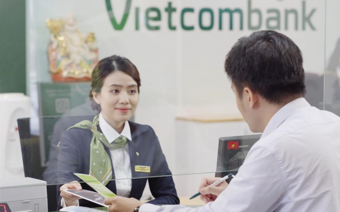 Vietcombank cho biết, tính đến thời điểm ngày 7/1, ngân hàng chưa phát sinh bất kỳ khoản cấp tín dụng (cho vay, bảo lãnh, đầu tư trái phiếu…) đối với các doanh nghiệp và cá nhân để tham gia đấu giá các lô đất ở khu đô thị Thủ Thiêm