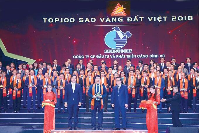 cang-dinh-vu-khang-dinh-vi-the-trong-he-thong-cang-bien1546824409