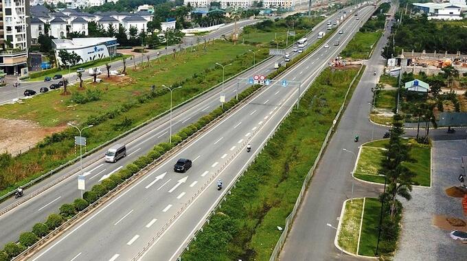 Nếu được cấp có thẩm quyền thông qua, dự án sẽ khởi công vào quý IV/2022, cơ bản hoàn thành dự án năm 2025 và hoàn thành đưa vào khai thác, vận hành năm 2026.