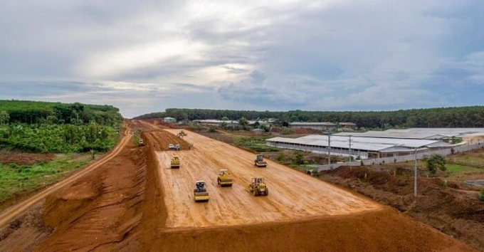 Bộ GTVT phê duyệt 12 dự án thành phần, hoàn thành trước 30/6, đảm bảo khởi công trước 31/12, triển khai thi công đồng loạt trước 31/3/2023