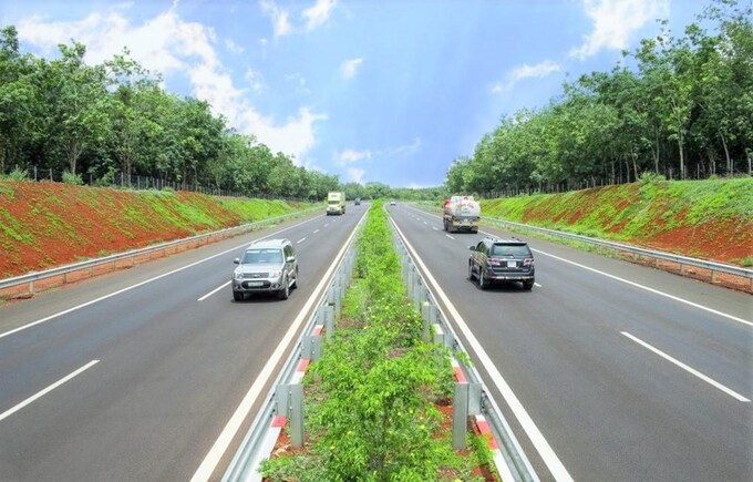 Theo kế hoạch của Bộ GTVT dự án cao tốc Bắc - Nam đoạn Phan Thiết - Dầu Giây dự kiến thông xe vào dịp 30/4 tới đây