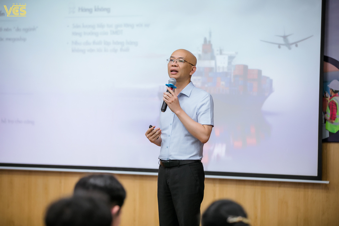 Ông Trần Thanh Hải, Phó Cục Trưởng Cục XNK Bộ Công Thương chia sẻ tại hội thảo