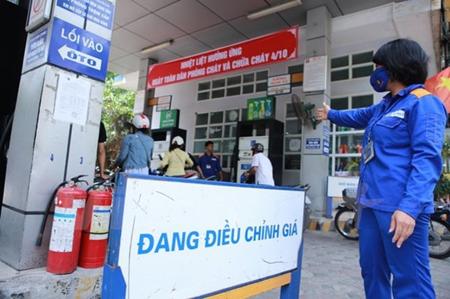 Giá xăng, dầu tăng không nhiều
