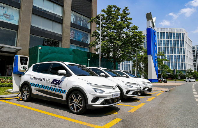 ASV Airports Taxi thuê 500 xe VinFast VF e34 từ GSM nhằm đem đến cho khách hàng dịch vụ di chuyển xanh và thông minh