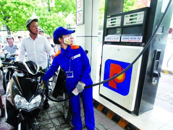 Giảm thuế BVMT đối với nhóm xăng, dầu, mỡ nhờn sẽ góp phần làm giảm giá bán lẻ xăng, dầu, mỡ nhờn, hạn chế sự gia tăng chi phí sản xuất, góp phần giảm giá thành sản phẩm và góp phần ổn định lạm phát