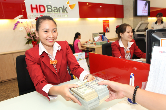 Hệ thống quản trị của Ngân hàng HDBank có vấn đề khi để nhân viên qua mặt nhiều lần?