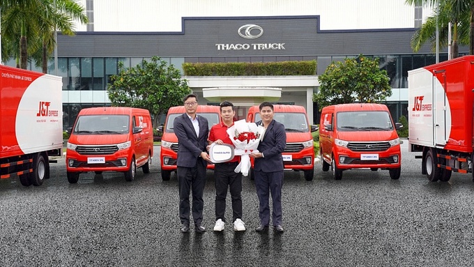 Lễ bàn giao được tổ chức tại nhà máy Tải THACO