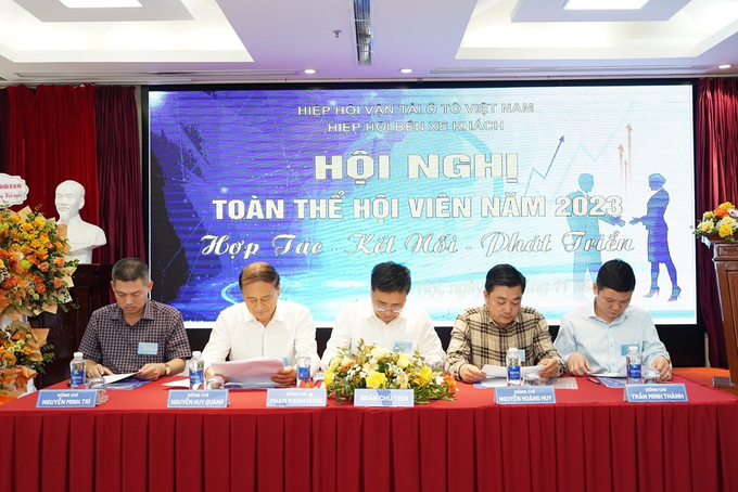 Hiệp hội Bến xe khách xác định trong năm 2024 kỳ vọng sẽ phát huy những thành công đã đạt được, hiện thực hóa chủ đề của Hội nghị toàn thể hội viên năm 2023 là :“ Hợp tác-Kết nối-Phát triển”.