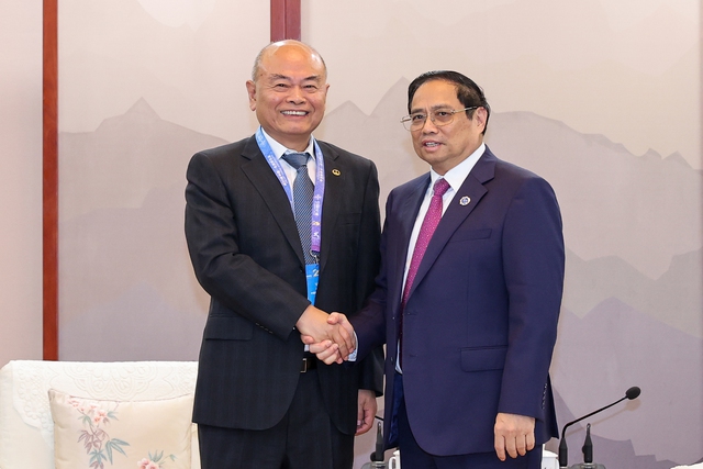 Thủ tướng Phạm Minh Chính tiếp ông Trần Vân, Chủ tịch Hội đồng Quản trị Tập đoàn Đường sắt Trung Quốc (CREC)