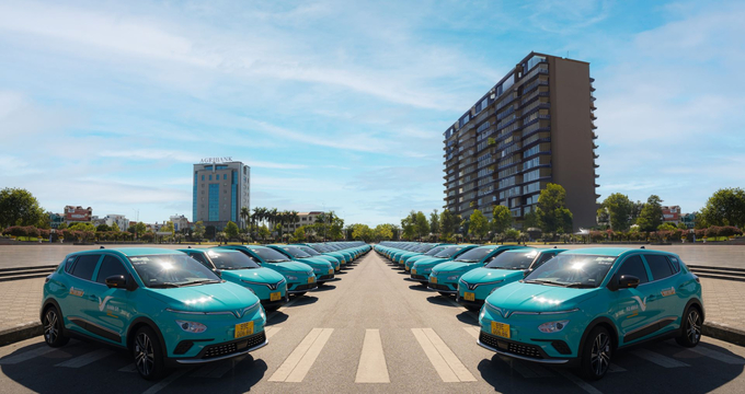 Cả nước hiện có trên 30 nghìn xe taxi điện, chiếm hơn 40% số xe taxi đang hoạt động