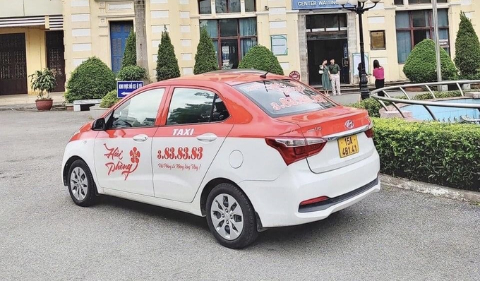 Xe có màu sơn đặc trưng của Doanh nghiệp không được đăng kiểm do lỗi ' không đứng màu sơn ghi trong Giấy đăng ký xe'