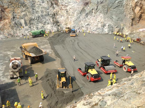 Bằng các biện pháp tăng cường quản lý, giám sát và tiết kiệm chi, các doanh nghiệp ở Lai Châu đang nỗ lực vượt khó trong thời điểm “bão giá”