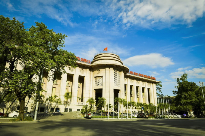 NHNN yêu cầu các đơn vị thuộc NHNN giám sát chặt chẽ tổ chức tín dụng trong việc cấp tín dụng đối với lĩnh vực tiềm ẩn nhiều rủi ro, các lĩnh vực có mức tăng trưởng sản lượng thấp nhưng tăng trưởng tín dụng cao