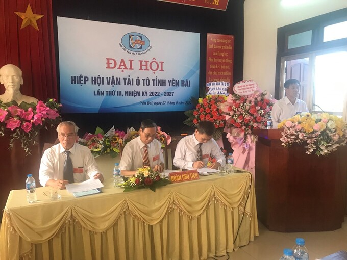 Ông Đỗ Nhân Nghĩa- Phó GĐ Sở Giao thông vận tải tỉnh Yên Bái phát biểu tại Đại hội