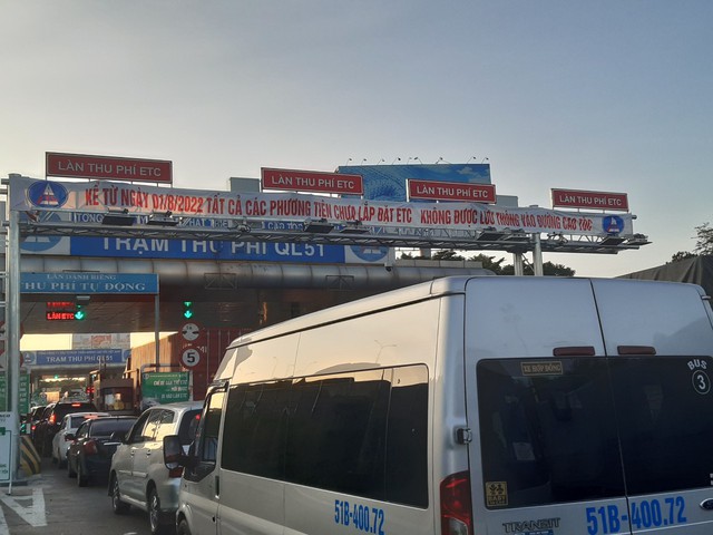 Số tiền tối thiểu trong tài khoản thu phí của chủ phương tiện/người điều khiển phương tiện phải đủ để thực hiện 1 giao dịch (tương ứng với số tiền thanh toán cho chiều dài quãng đường phương tiện lưu thông)