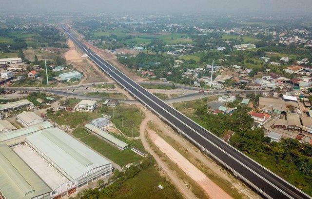 Khó khăn của dự án cao tốc Bến Lức - Long Thành được xác định là do nguồn vốn đối ứng