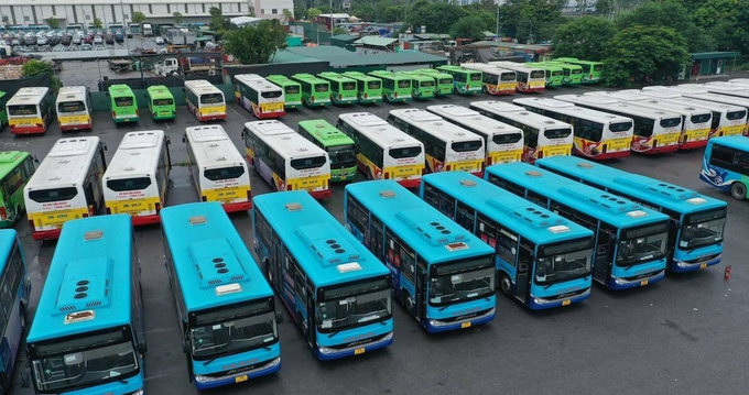 HAPTA ủng hộ bỏ quy định hạn chế tuổi của người lái xe hành nghề lái xe từ 30 chỗ ngồi trở lên