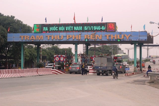 Trạm thu phí Bến Thủy