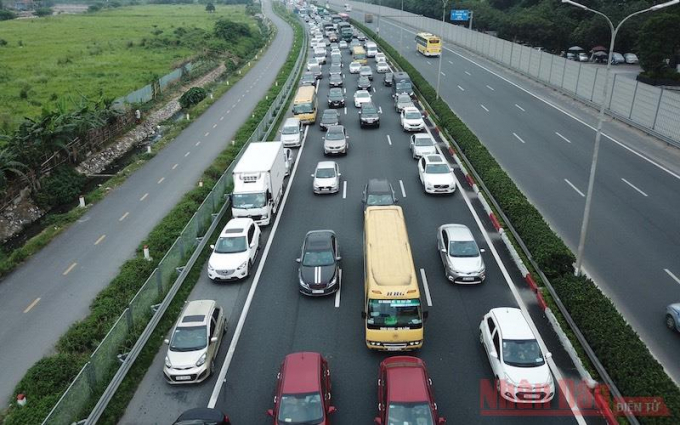 Vận tải và những lịch vực khó khăn vì dịch bệnh sẽ được ưu tiên vốn ngân hàng cho năm 2022. Ảnh Internet