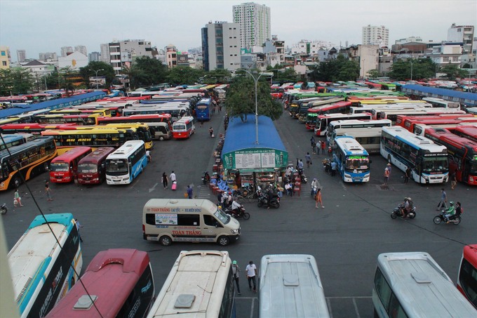 Sở GTVT Hà Nội yêu cầu thực hiện nghiêm việc kiểm tra, kiểm soát các xe ra vào bến đăng ký đón trả khách, kiểm tra chất lượng xe, người lái, hàng hoá, hành lý theo quy định