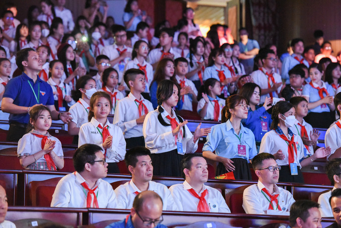 Chủ tịch nước nhấn mạnh, “Nghìn việc tốt” là phong trào có sức sống mãnh liệt, lâu dài, có ý nghĩa và giá trị to lớn vì có nội dung rất gần gũi, phù hợp với tâm lý lứa tuổi, nhu cầu, nguyện vọng của thiếu nhi, dễ thực hiện, thực hiện được thường xuyên, dễ thấy kết quả, được biểu dương, khen thưởng kịp thời, trở thành nếp nghĩ, thói quen, là cơ sở quan trọng để hình thành đức tính tốt đẹp trong mỗi con người.