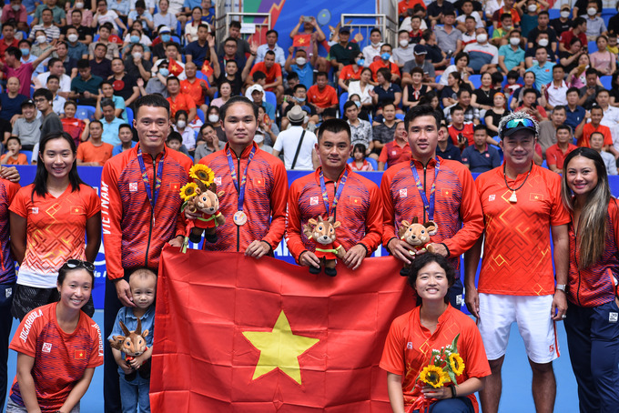 Ngày mai 22/5 tiếp tục diễn ra trận chung kết đôi nữ, đơn nam. Ở chung kết nội dung đôi nữ sẽ diễn ra trận đấu của hai cặp đôi đến từ Thái Lan là Pimrada Jattavapornvanit và Lanlana Tararudee gặp Anchisa Chanta và Patcharin Cheapchandej. Ở nội dung chung kết đơn nam, tay vợt Lý Hoàng Nam sẽ gặp đồng đội Trịnh Linh Giang.