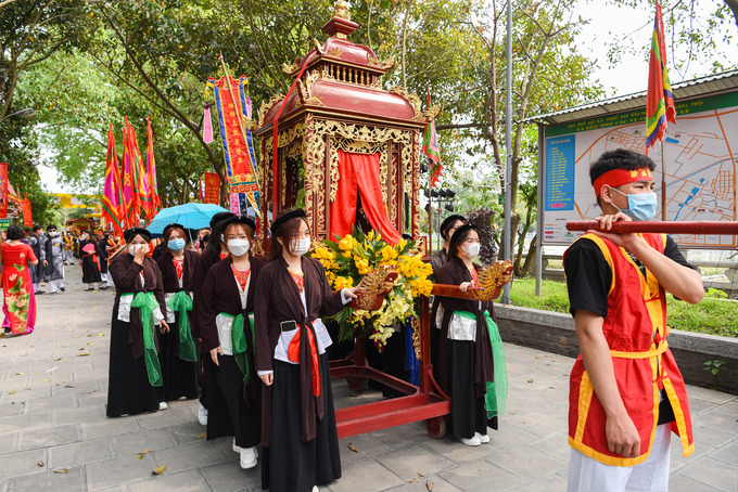 Lễ hội đền Đô là lễ hội truyền thống có từ lâu đời và trở thành phong tục được nhân dân và chính quyền phường Đình Bảng chung tay lưu giữ, trở thành nhu cầu không thể thiếu trong đời sống văn hóa tinh thần của nhân dân; như tiếng gọi cội nguồn nhắn nhủ các thế hệ mai sau hãy biết trân trọng và gìn giữ tinh hoa cha ông bao đời xây đắp.
