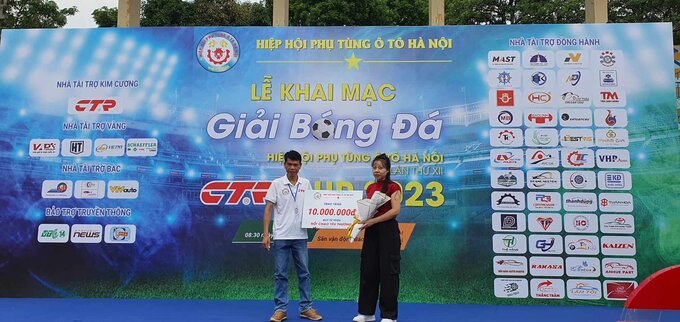 giải bóng đá