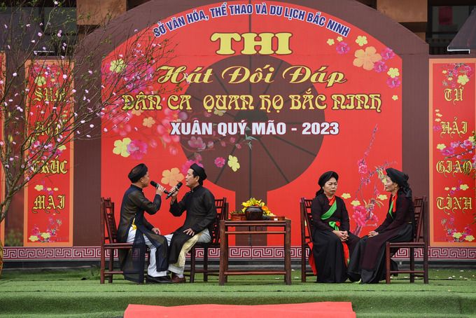 Hội thi Hát dân ca Quan họ Xuân Quý Mão 2023 thu hút trên 500 liền anh, liền chị đến từ 50 làng, khu phố, các câu lạc bộ văn nghệ trên địa bàn tỉnh Bắc Ninh