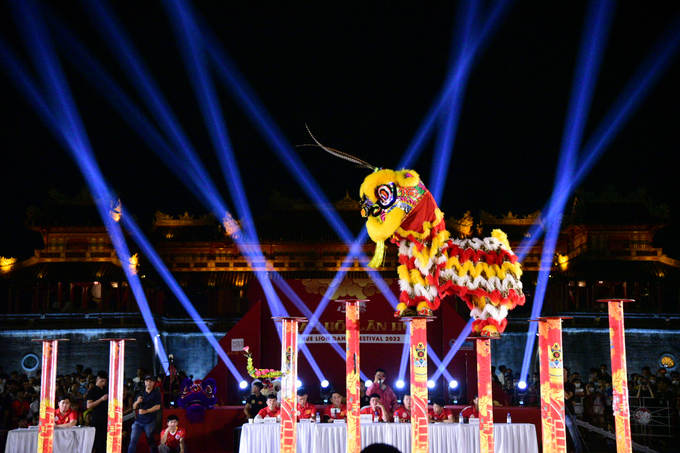 Biểu diễn múa lân đã trở thành món ăn tinh thần không thể thiếu của người dân xứ Huế và nhiều vùng miền trên cả nước.