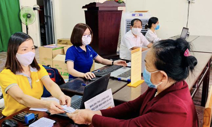 Mức hưởng lương hưu không phải mức cố định tại thời điểm nghỉ hưu mà định kỳ được điều chỉnh tăng theo chỉ số giá tiêu dùng và tăng trưởng kinh tế để đảm bảo cuộc sống