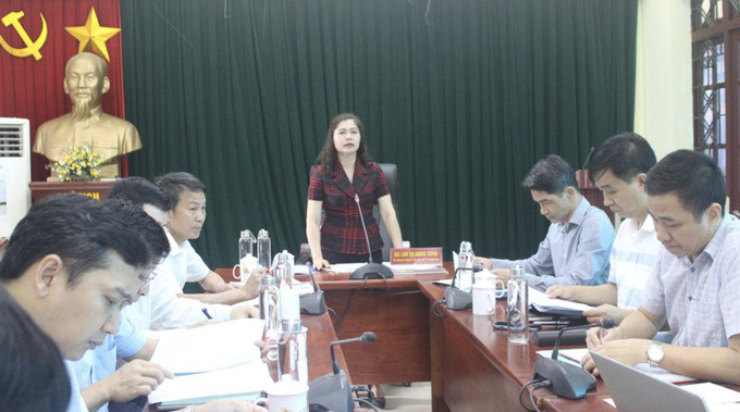Đồng chí Lâm Thị Hương Thành- Phó Chủ tịch thường trực HĐND tỉnh Bắc Giang tại buổi giám sát hoạt động của các Khu Công nghiệp