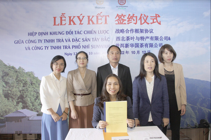 Lễ ký kết tại trụ sở chính Công ty TNHH Trà và Đặc sản Tây Bắc