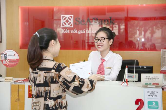 SeABank luôn xác định phụ nữ là những khách hàng cần được quan tâm phục vụ đặc biệt và đã thiết kế các gói sản phẩm, dịch vụ dành riêng cho khách hàng nữ
